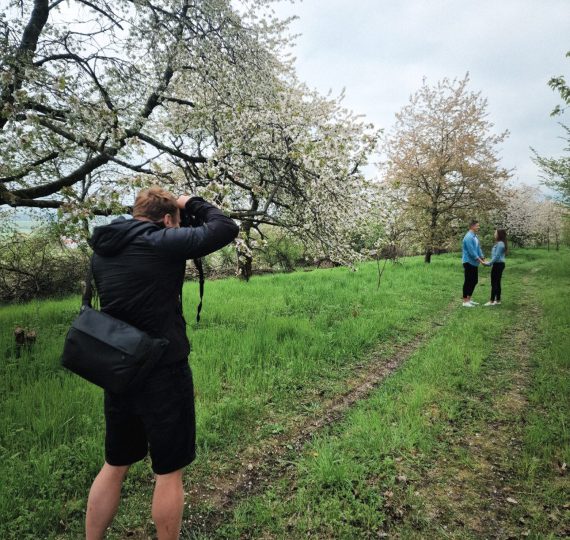 Fotografie Martin Holík zachycený při práci Fotografie Martin Holík zachycený při práci